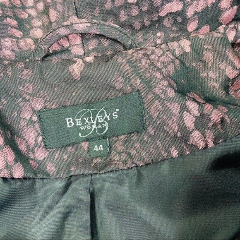 Women’s Pink Snake-Print Jacket - Picture 5 of 8